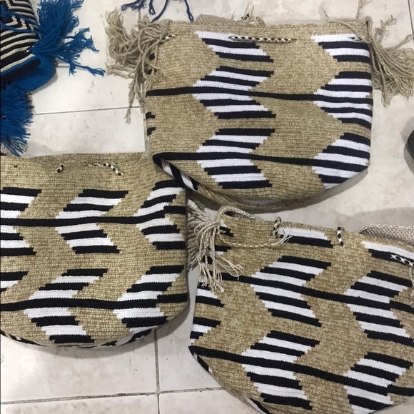 Wayuu crossbody bucket bag!!! One of the kind - Picture 6 of 6